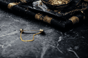 broche epingle a vetement col chemise fait main peaky blinders kimber pince or quatre new