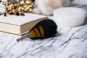 broche epingle a vetement plume oiseau or fait main peaky blinders danbury deux new