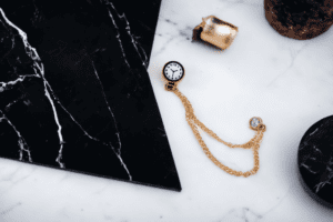 broche epingle a vetement col chemise montre or quatre new