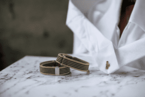 Elastic sleeve cuffs adjustable shirt suit vintage peaky blue gatsby cream new