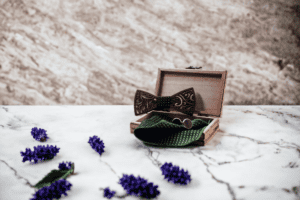 bow tie man woman wood vintage luxury green a new