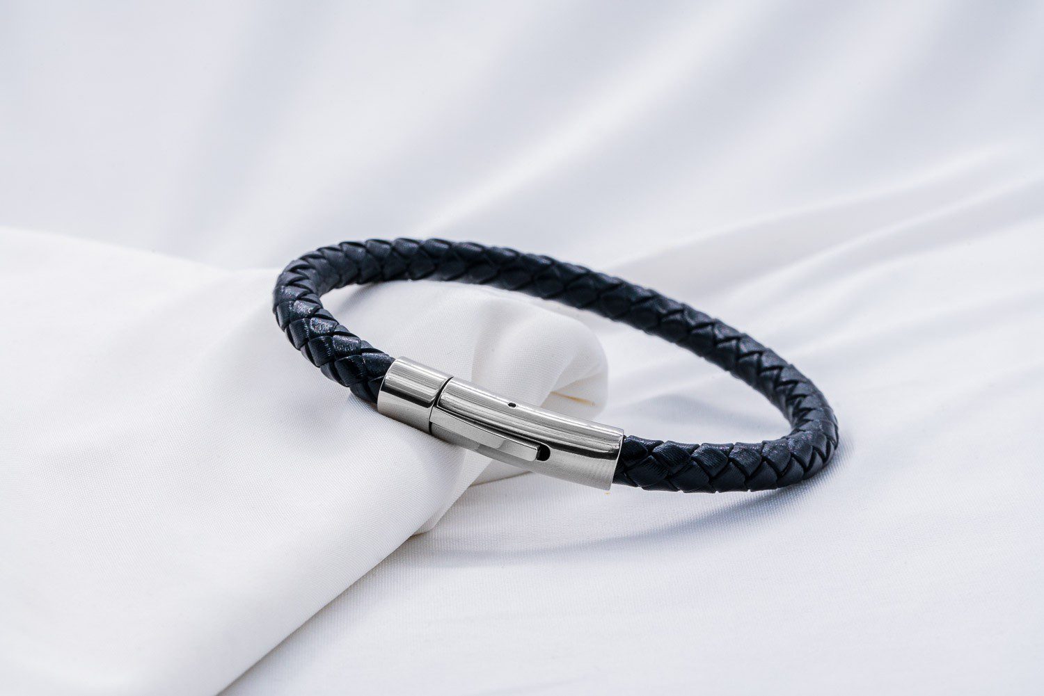 leather bracelet man and woman chic luxury original two