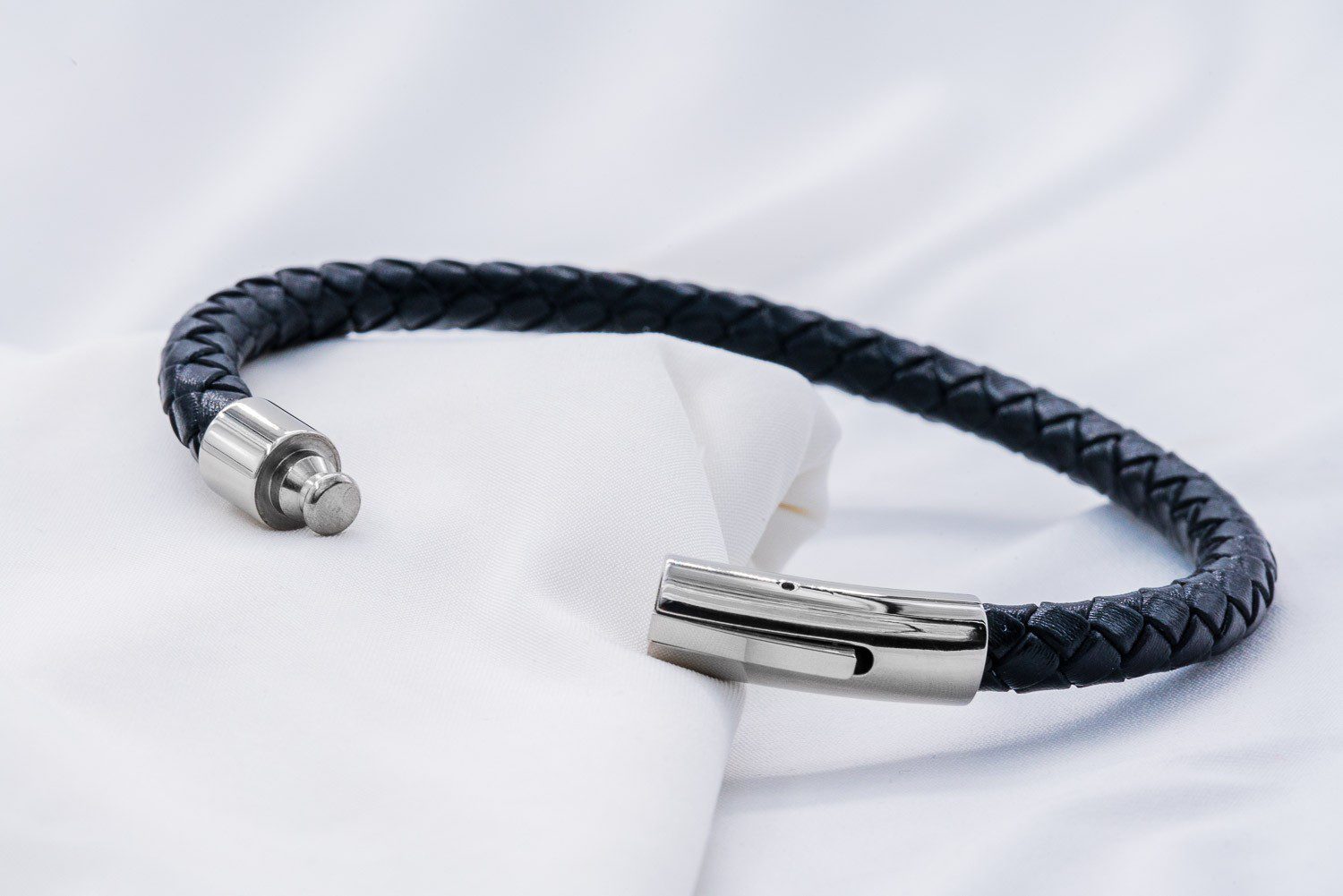 leather bracelet man and woman luxury one