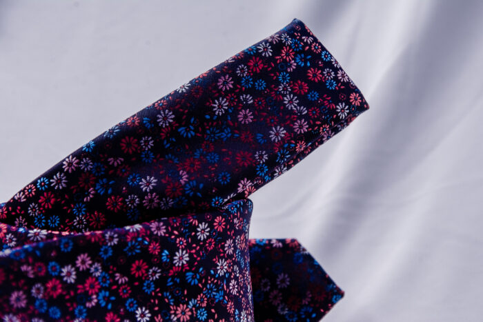 trendy men's tie vintage silk flowers blue two