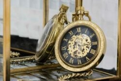 Antique men's gousset watch mechanical gear pocket little gold seven