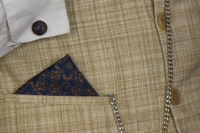 mouchoir de poche boutons manchettes costume ascot vintage bleu portee gilet